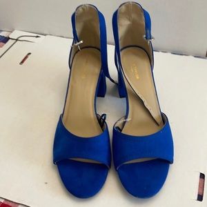 ANN TAYLOR FACTORY Block Heel Sandals